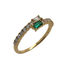 18kt Natural Colombian Emerald & Diamond Ring