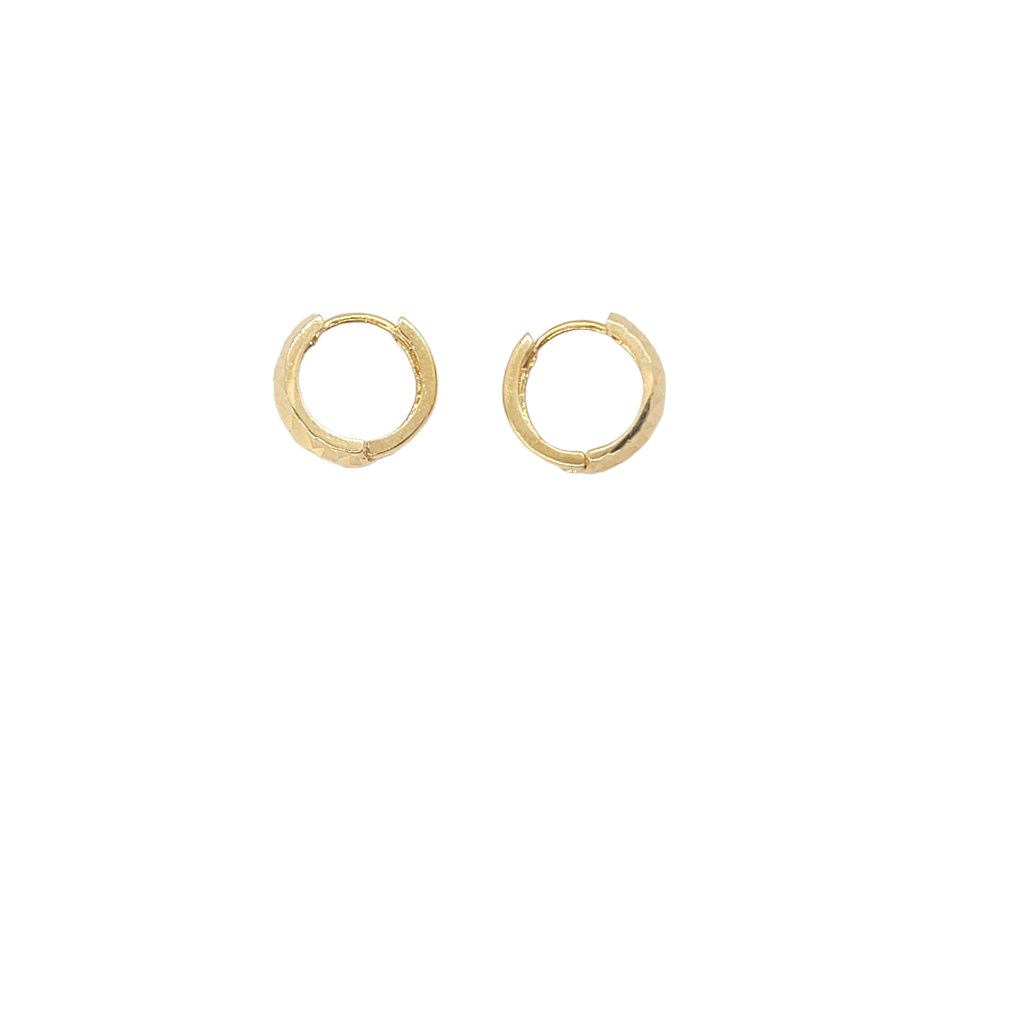 14kt Yellow Gold Diamond Cut 7.6mm Rounded Huggies