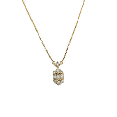 18kt Yellow Gold 0.30ct VS Diamond Pendant with Chain